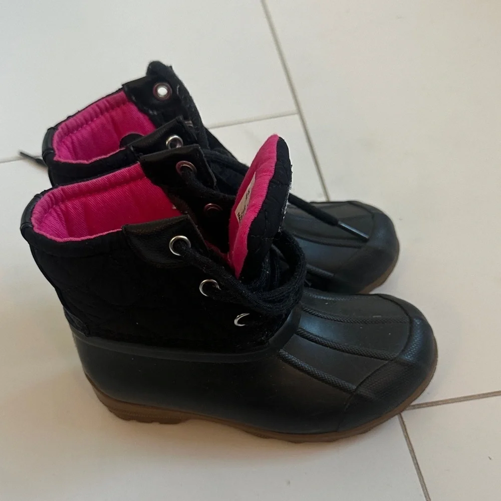 Sperry Top-Sider Girl's Port Boot duck Kids Black Pink Boots 9